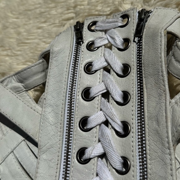 Ritual Fashion White Leather Cage Harness Dress - Size XS - Picture 5 of 8